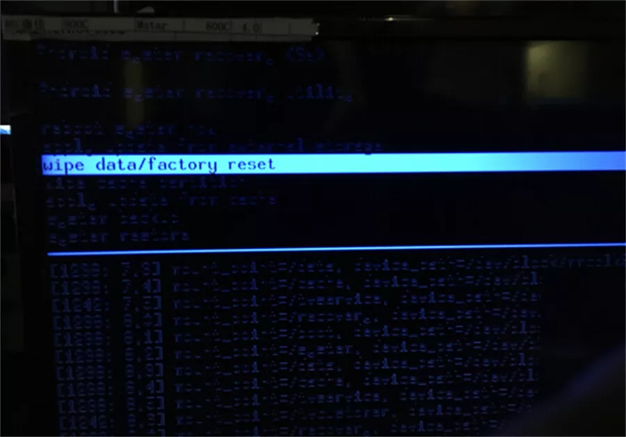 康佳电视卡开机画面不动,首页加载不出来解决办法